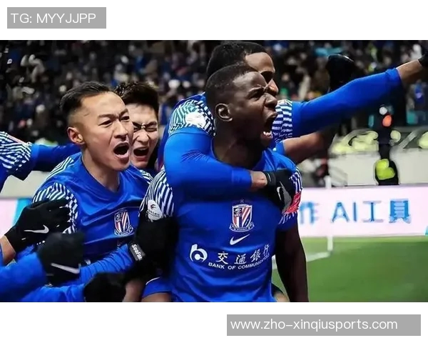 足球误判引发争议球迷怒斥裁判失误影响比赛公正性与公平性